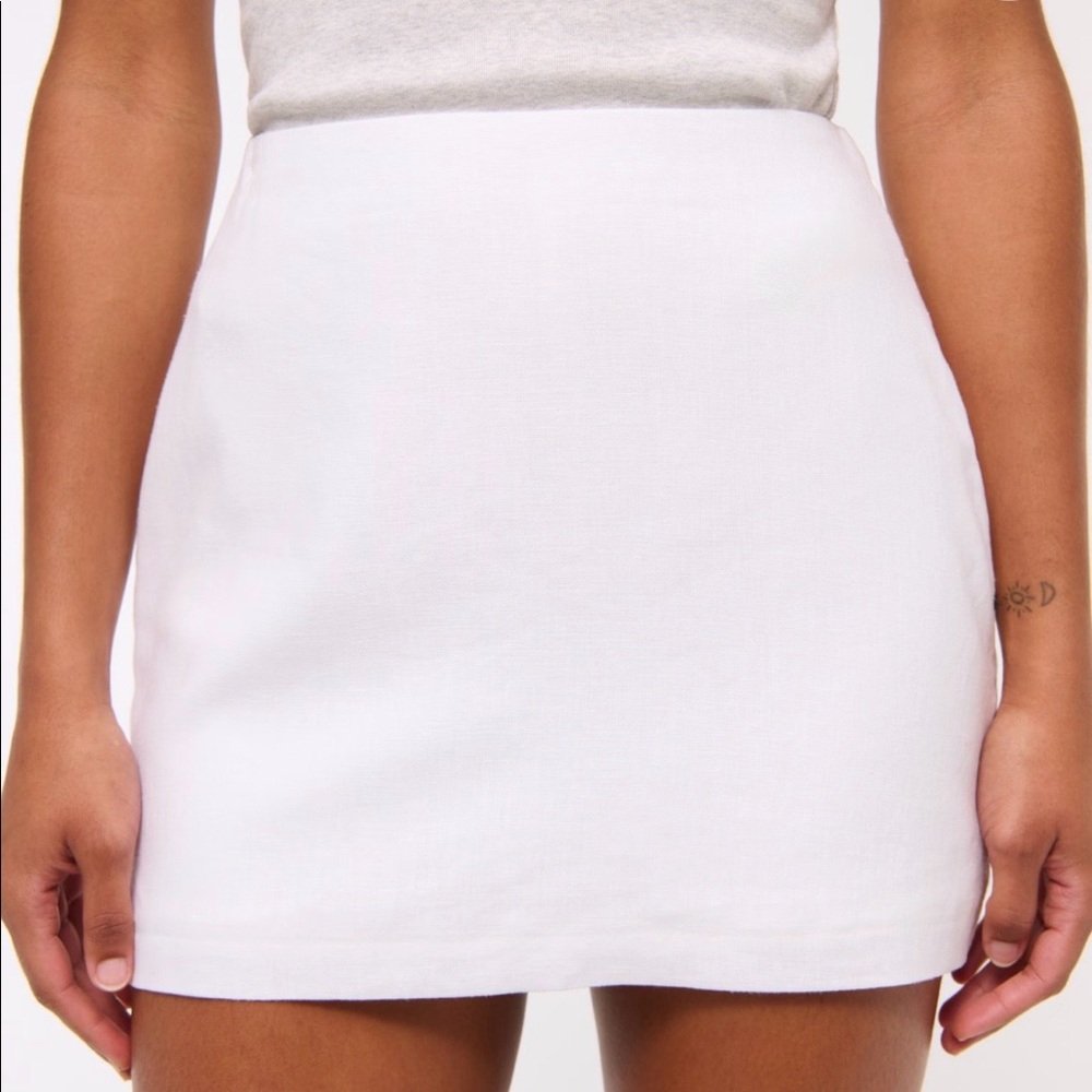 Abercrombie Scarlett Mini Skort Linen Blend White